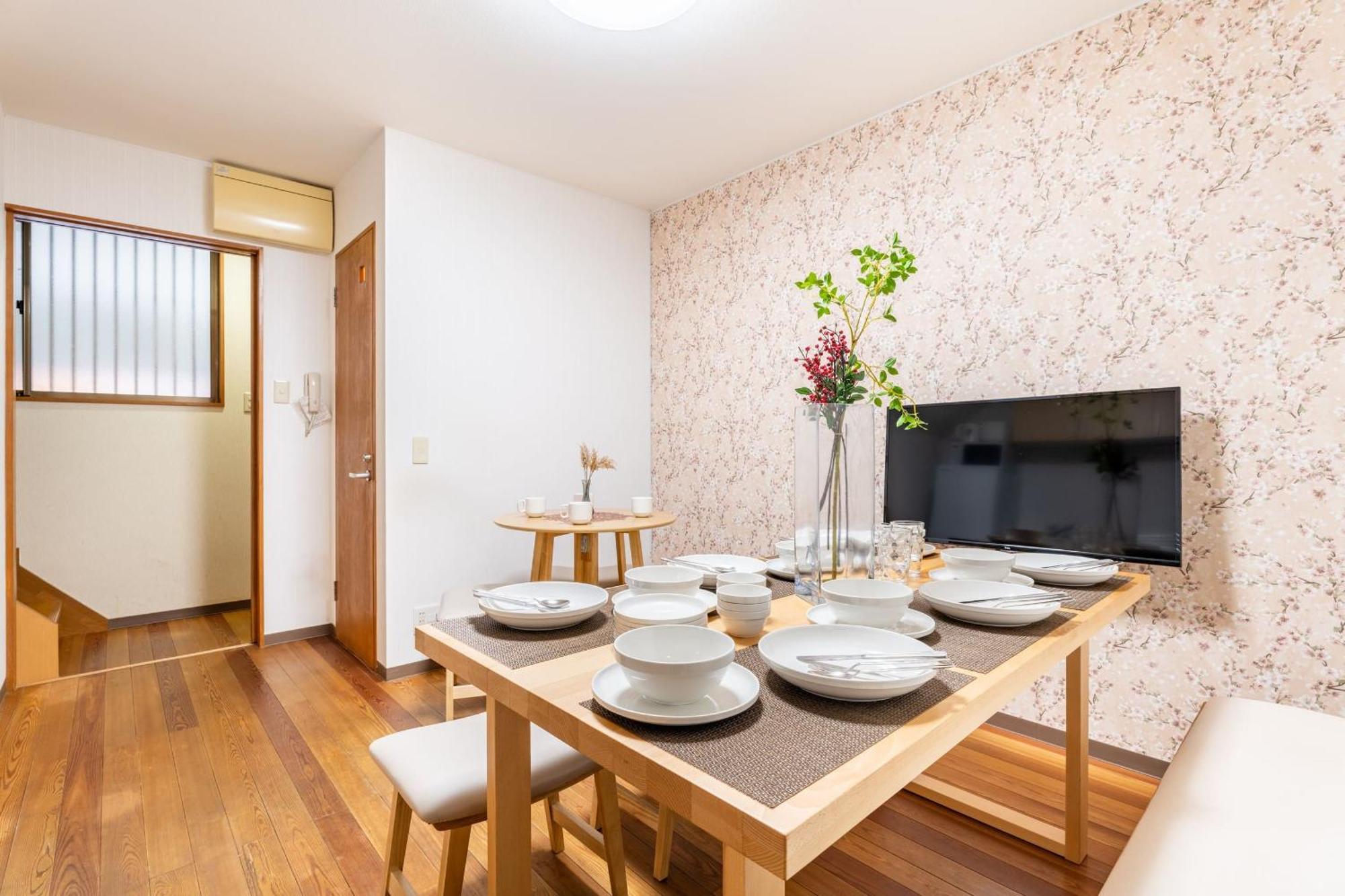 Nishi-kujo Detached House/ Nq1 Appartamento Osaka